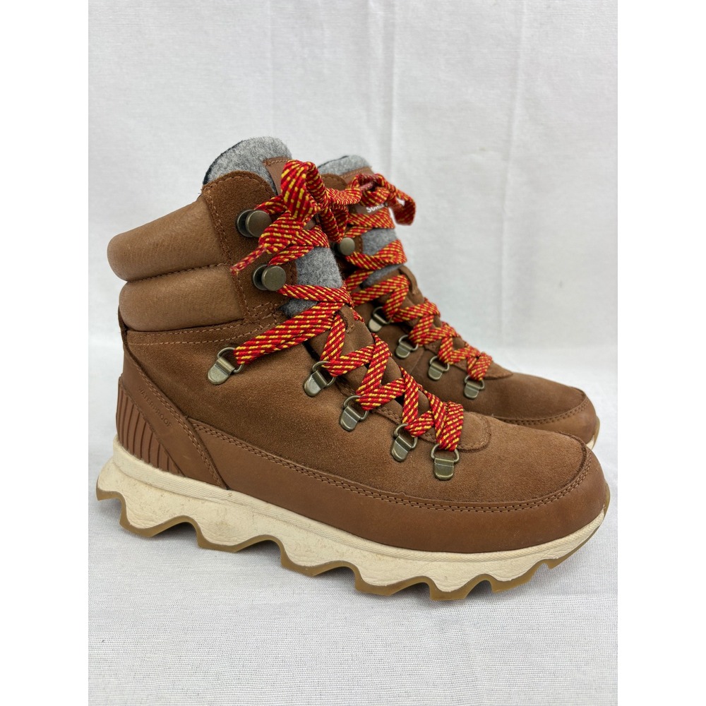 Sorel Kinetic Conquest WP Velvet Tan Lace Up Boots Size 8 Insulated Outdoor Boot